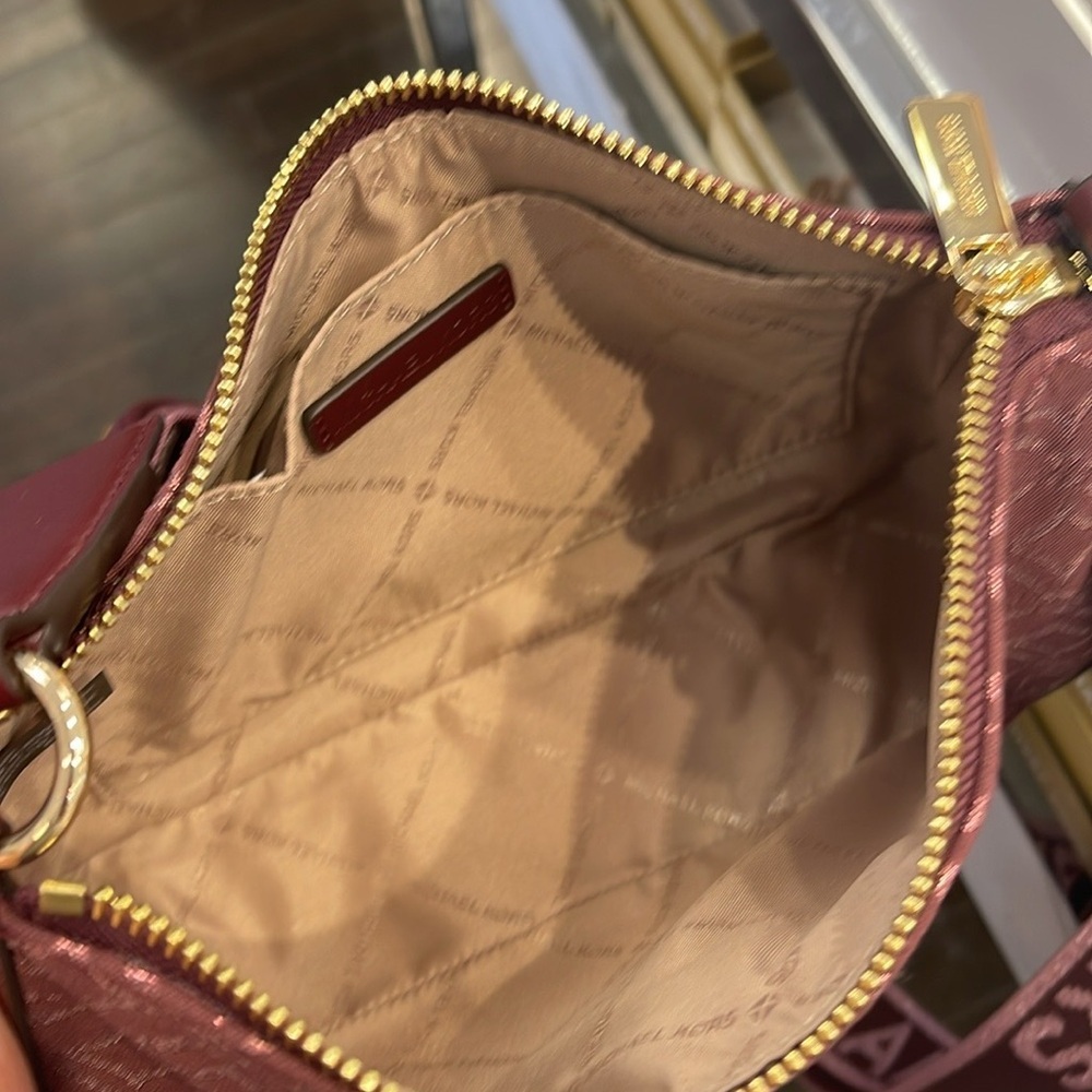 MICHAEL KORS Jet Set Travel Small Logo Jacquard Crossbody With Tech Attach - Oxb - Picture 11 of 16
